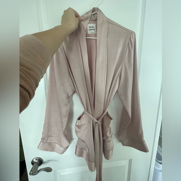 Little moon satin kimono ARITZIA - Picture 1 of 4